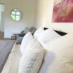 Bella - Business&family Ap 7, 100m Vom Konzerteingang Schloss, Parkplatz, Smarttv, Netflix, Waschmaschine, 24h Checkin, 31qm