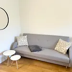 Bella - Business&family Ap 7, 100m Vom Konzerteingang Schloss, Parkplatz, Smarttv, Netflix, Waschmaschine, 24h Checkin, 31qm