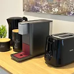 Bella - Business&family Ap 7, 100m Vom Konzerteingang Schloss, Parkplatz, Smarttv, Netflix, Waschmaschine, 24h Checkin, 31qm דירה