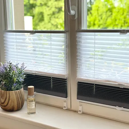 Bella - Business&family Ap 7, 100m Vom Konzerteingang Schloss, Parkplatz, Smarttv, Netflix, Waschmaschine, 24h Checkin, 31qm Apartamento Ludwigsburg