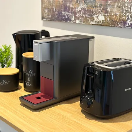 Bella - Business&family Ap 7, 100m Vom Konzerteingang Schloss, Parkplatz, Smarttv, Netflix, Waschmaschine, 24h Checkin, 31qm Apartamento