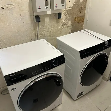 Bella - Business&family Ap 7, 100m Vom Konzerteingang Schloss, Parkplatz, Smarttv, Netflix, Waschmaschine, 24h Checkin, 31qm *